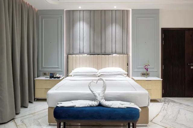 جناح رئاسي بسرير كينج، TAJ DECCAN 2/7