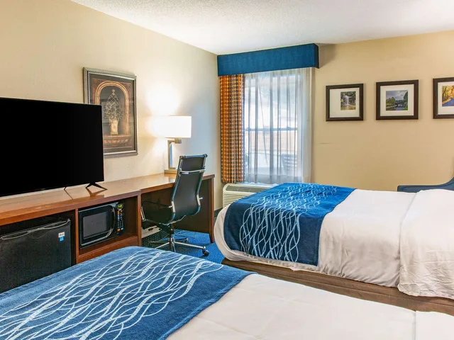 غرفة بسريرين مزدوجين، Comfort Inn Piketon near Fairgrounds 2/5