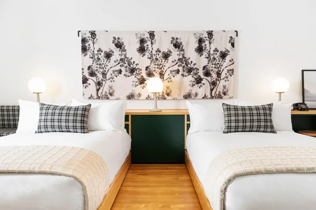 غرفة قياسية بسريرين مزدوجين، Hotel Grand Stark 1/2