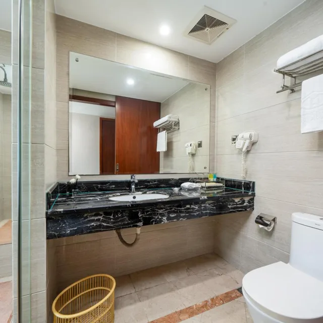 Deluxe, Suite, Honglilai Hotel Shenzhen 2/4