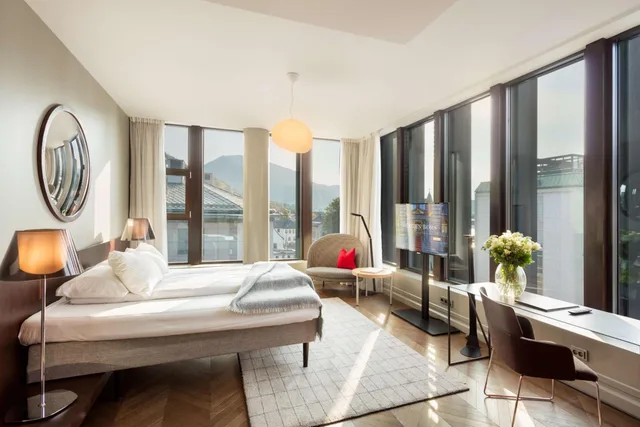 جناح ركني بسرير كوين بإطلالة على المدينة، Bergen Bors Hotel 1/1