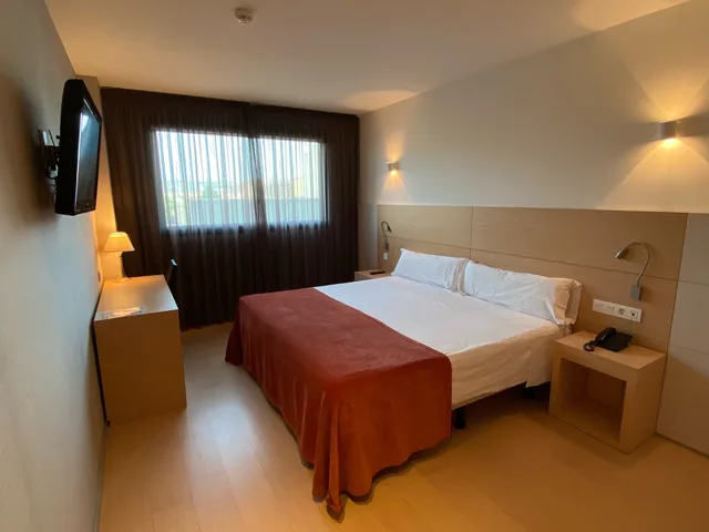 غرفة بسرير مزدوج أو سريرين منفصلين، Sercotel Hola Tafalla 4/8