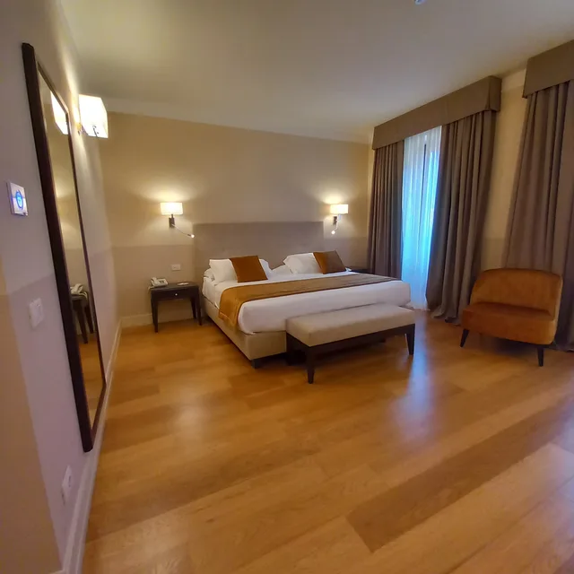 جناح جونيور، Palazzo San Lorenzo 1/2