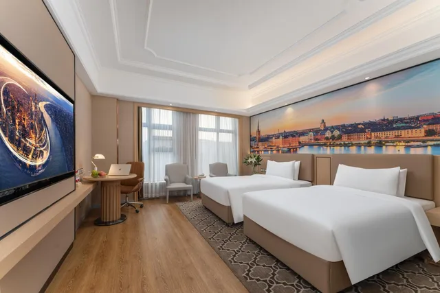 غرفة تنفيذية بسريرين منفصلين، Vienna Hotel Shanghai International Resort Shanghai Pudong International Airport 1/1