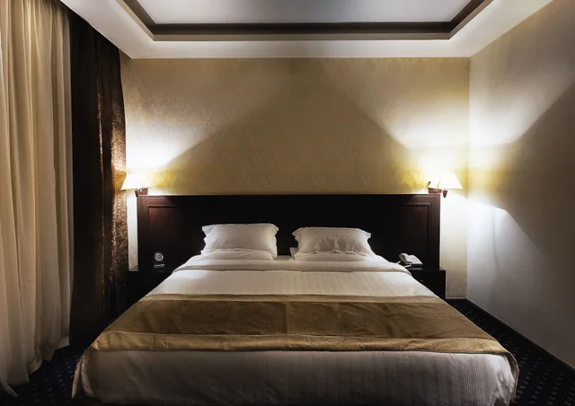 غرفة قياسية بسريرين منفصلين، Seven Roses Hotel 1/4