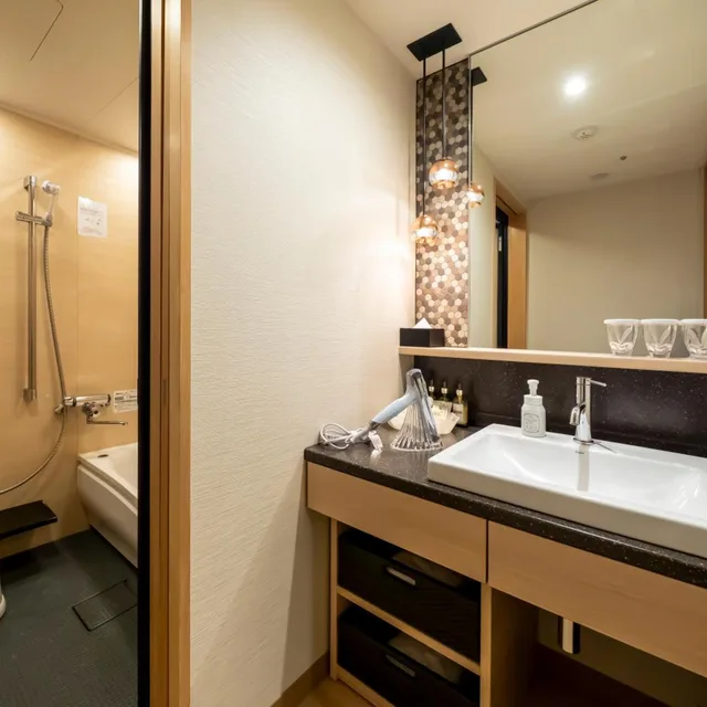 غرفة يابانية عائلية، Hotel Monterey Himeji 4/5
