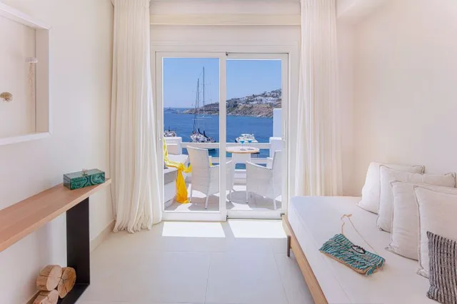 Sunshine, Junior Suite، Nissaki Boutique 5/6