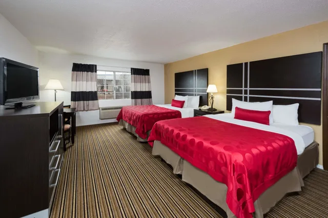 غرفة بسريرين كوين، Ramada by Wyndham Mountain Home 2/6