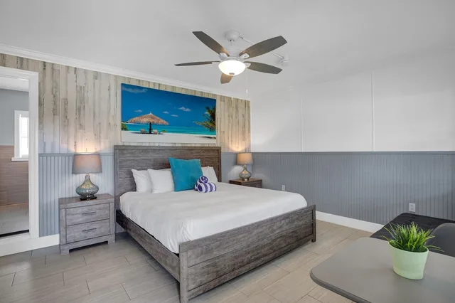 غرفة قياسية بفراش فوتون وسرير كينج وسرير فردي بغرفة نوم واحدة، Seascape Resort and Marina 2/9