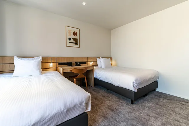 غرفة ثلاثية بسرير فردي، Hotel Le Bois de Bruges 1/7