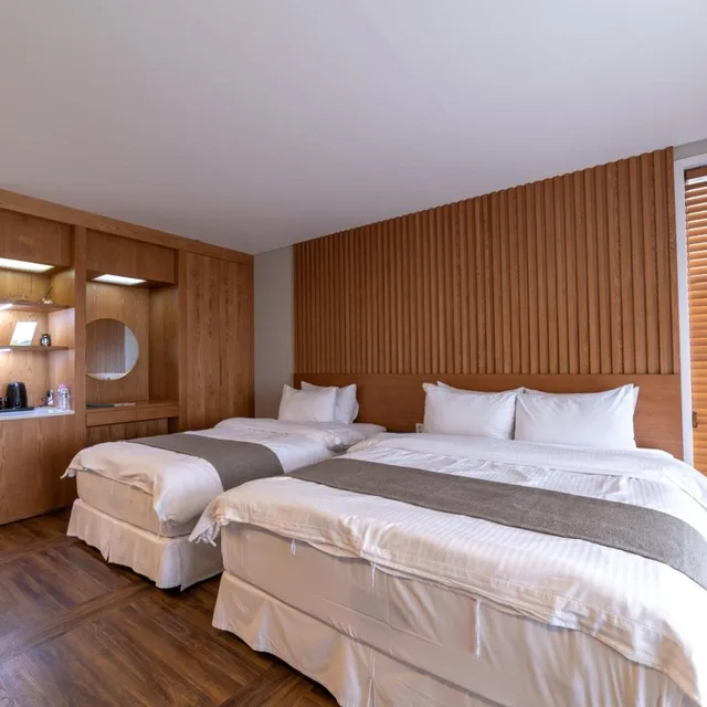 غرفة قياسية بشرفة، Mj Resort 3/8