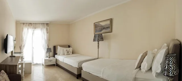 جناح رئاسي، Hotel Azimut 7/10