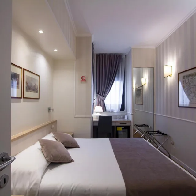 غرفة بسرير مزدوج، Flora Hotel Milan 3/10