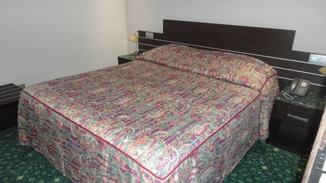 غرفة سوبيريور بسرير مزدوج، Hotel L'auberge Du Souverain 1/2