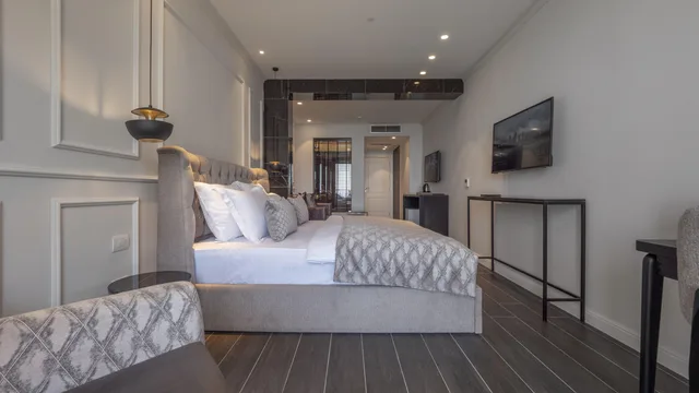غرفة ديلوكس بإطلالة على البحر بشرفة، Vivid Blue Serenity Resort (Adult Only) 2/3