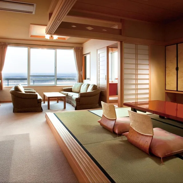 غرفة يابانية بانورامية بإطلالة بمنطقة جلوس بأرضية تاتامي، Kamenoi Hotel Tsukubasan 2/3