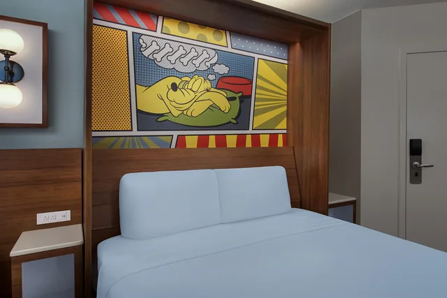 غرفة بسريرين مزدوجين، Disneys Pop Century Resort 1/1
