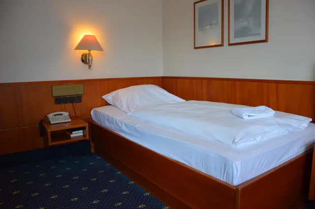 غرفة مفردة بشرفة، Karaman Group Hotel 2/8