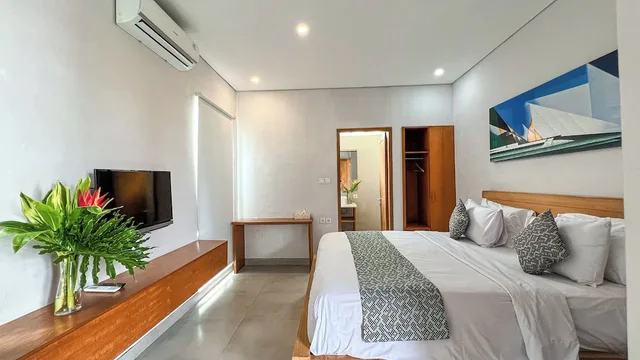 5 Bedrooms, Villa, 5 Double Beds, Apple Villa & Suite Seminyak 6/9