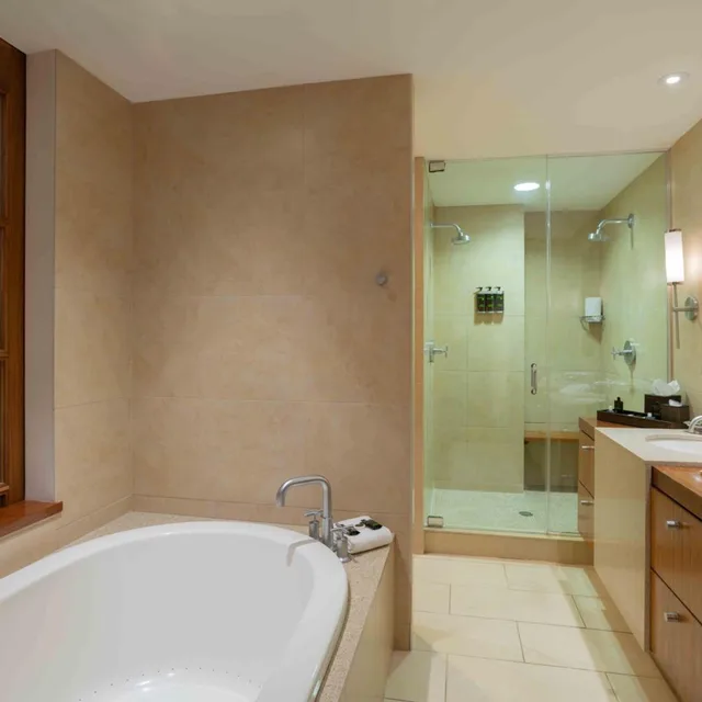 Executive, Suite, Double Bed, Portland Harbor Hotel 3/5