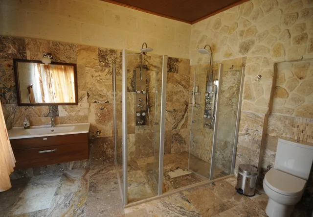 جناح بشرفة، Cave Konak Hotel Special Class 3/3