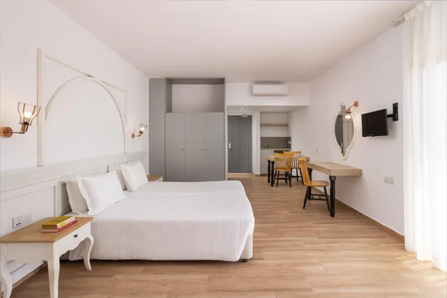 Studio, Single Bed, Lateral Side Sea View، Atlantica Akteon Village 1/6