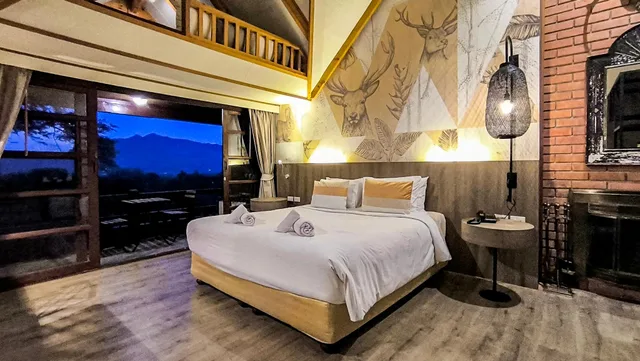 Tree House, Suite, Issara Boutique Winery Hotel 1/1
