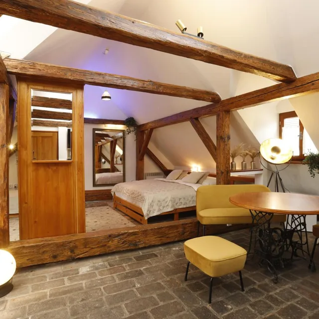Premium, Apartment, Castle View, Terrace, Attic، Wellness Pension Ametyst 8/9