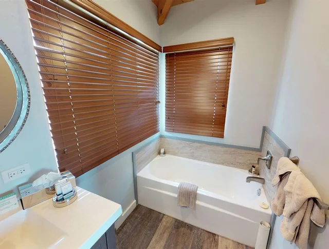 Suite, King Bed, Ocean Front, Sofa، Hotel Moloka I 2/4