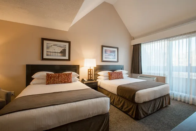 Standard, 2 Queen Beds, Embassy Inn 2/10