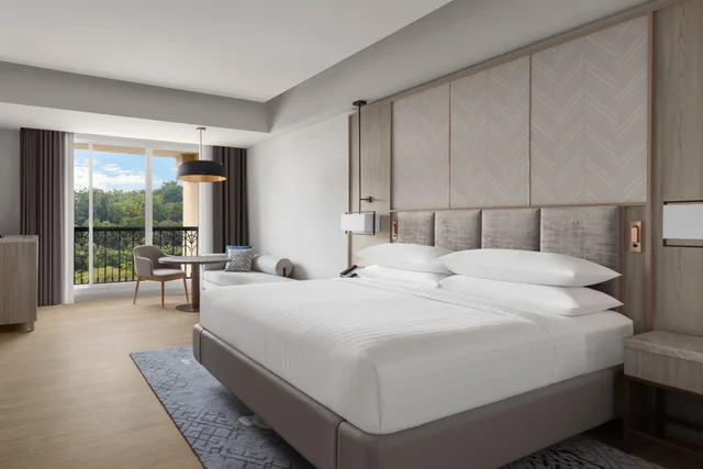 غرفة ديلوكس بسرير كينج، Putrajaya Marriott Hotel 1/2