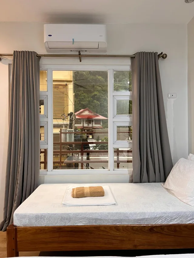 Room, Triple, Street View, Balcony، Rosanna's Pension 5/10