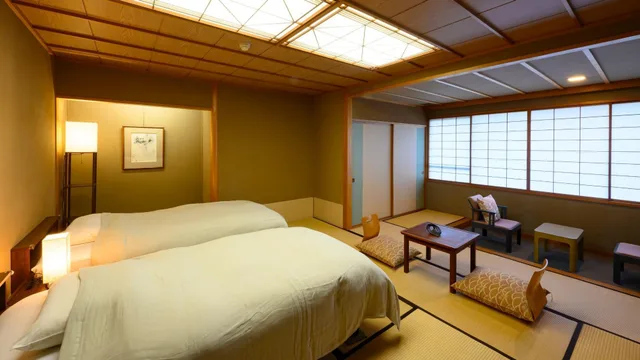 Twin Beds, Alcove, Tatami، Tsukioka Hotel 1/1