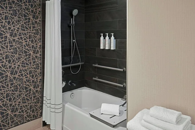 غرفة بسريرين مزدوجين، Marriott Research Triangle Park 6/19