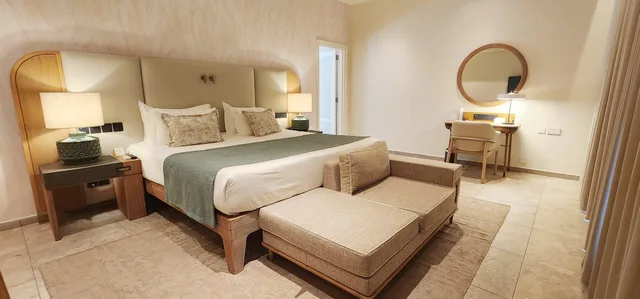 2 Bedrooms, Presidential, Pool, Villa, King Bed, Beach Front, Maradiva Villas Resort And Spa 1/1