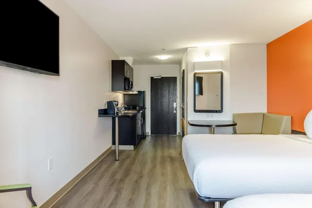 غرفة ديلوكس بسريرين كوين، Motel6 Headingley, MB - Winnipeg West 1/10