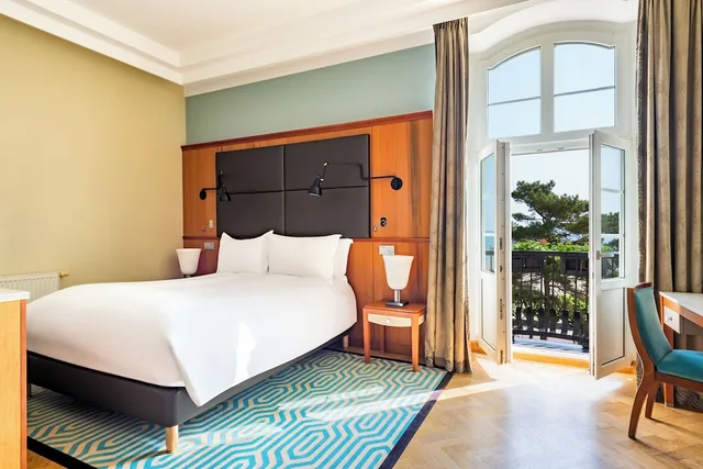 Luxury, Queen Bed, Sea Side, Balcony، Sofitel Grand Sopot 2/10