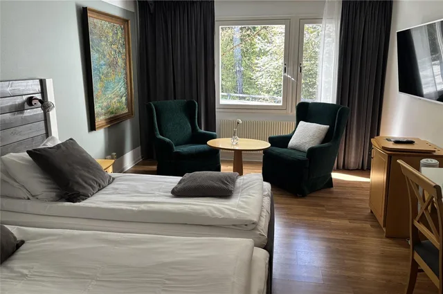غرفة قياسية بسريرين منفصلين يُسمح فيها بالحيوانات الأليفة، Hotel Ullinge, Sure Hotel Collection By Best Western 2/3