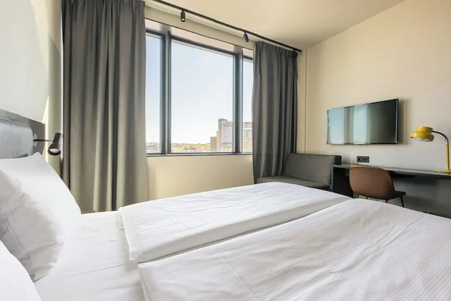 غرفة سوبيريور بسرير مزدوج، Comfort Hotel Vasteras 3/5