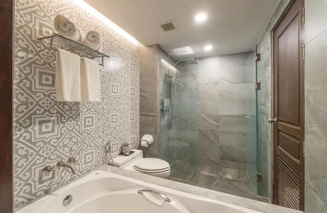 غرفة ديلوكس بسرير كينج بإطلالة على المسبح، Aonang Princeville Villa Resort & Spa 5/5