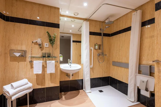 Room, Accessible, Hotel San Sebastian Orly, Affiliated by Melia 7/8