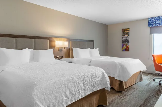 غرفة قياسية بسريرين مزدوجين، Hampton Inn La Crosse-Onalaska 1/9