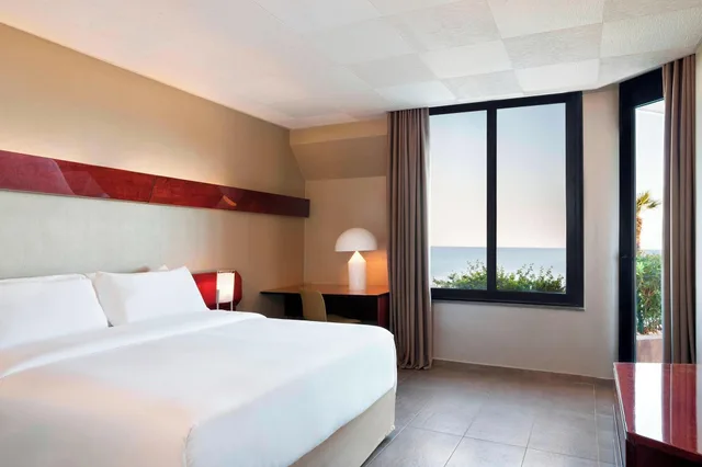 Presidential, Suite, with View, Four Points By Sheraton Catania Hotel And Conference Center 1/2