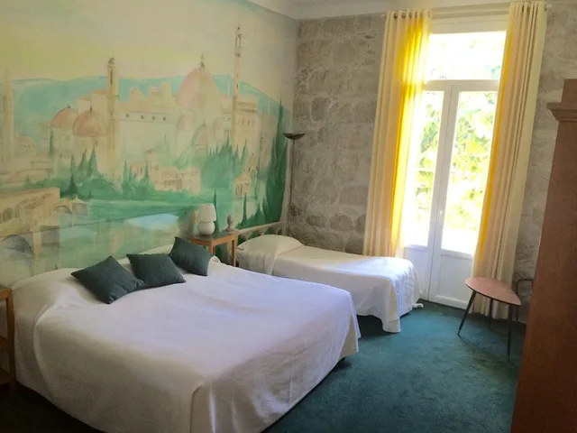 Room, Triple, Murphy Bed, Queen Bed، Hotel Windsor 3/3