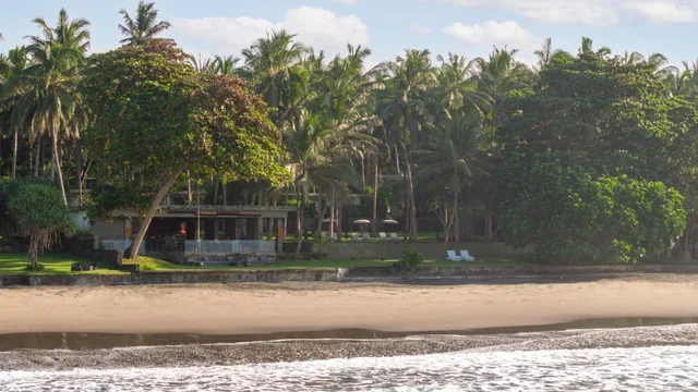 Garden Villa, Double Bed, Sofa، Kelapa Retreat and Spa 3/4