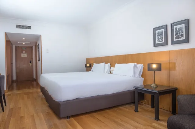 غرفة قياسية بسريرين منفصلين، B&B HOTEL Sado Setubal 2/3