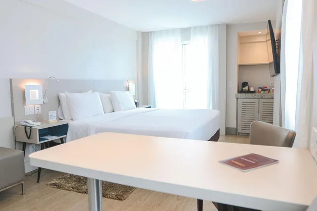 جناح فاخر ثلاثي بسرير كوين، Radisson Hotel Recife 2/6