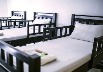 Guest Room, Puerto Del Sol Beach Resort 1/1