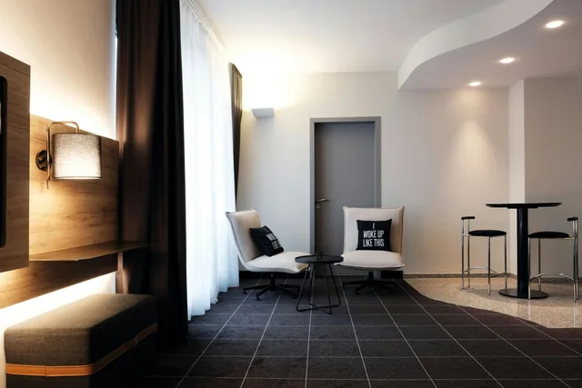 غرفة قياسية كبيرة بسرير كوين، FOUR POINTS FLEX by Sheraton Ratingen Dusseldorf Airport 7/10