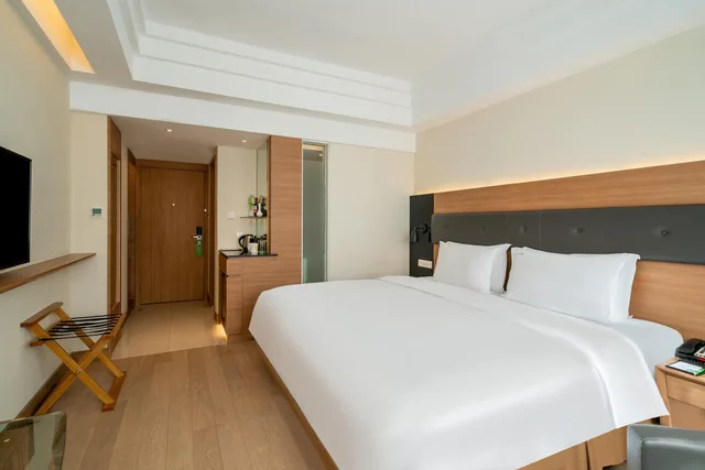 غرفة سوبيريور بسرير كينج، Holiday Inn Shanghai Hongqiao Central 4/9